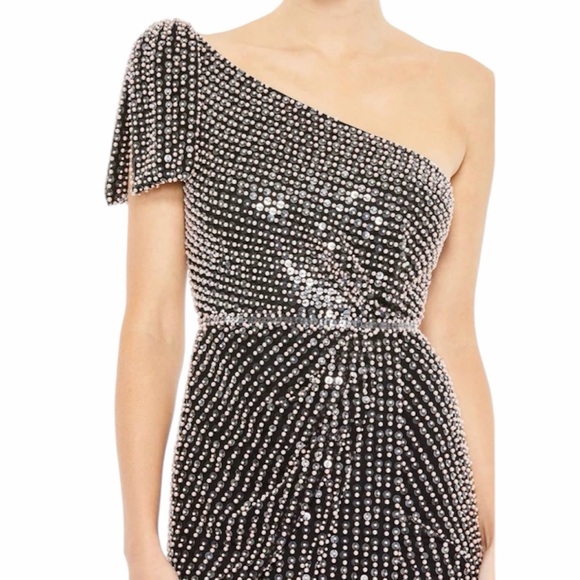 PEARL EMBELLISHED SOFT TIE ONE SHOULDER GOWN NWT - Picture 3 of 4